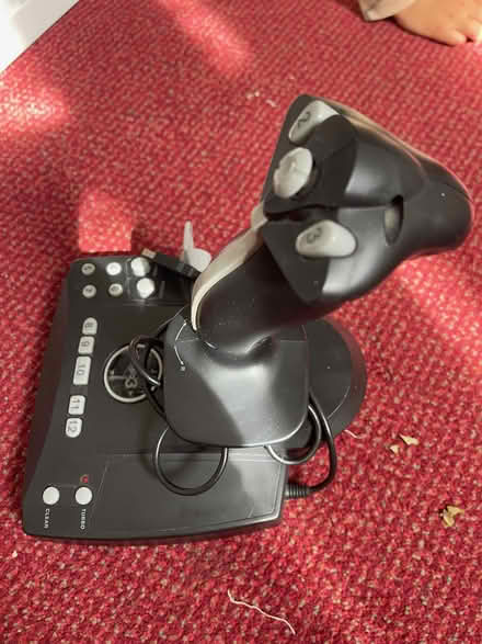 Photo of free logi3 joystick (L14 Dovecot) #2