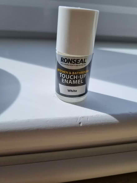 Photo of free kitchen/bathroom touch-up enamel (Near Lowther Gardens FY8) #3