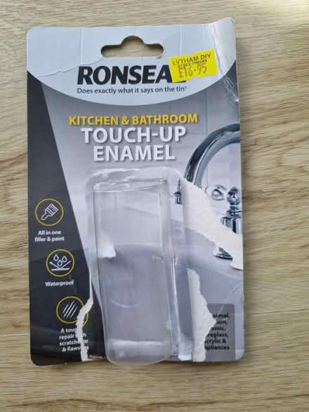 Photo of free kitchen/bathroom touch-up enamel (Near Lowther Gardens FY8) #2