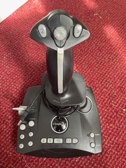 Photo of free logi3 joystick (L14 Dovecot) #1