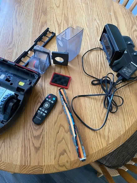 Photo of free Samsung CycloneForce Robo Vacuum (Near Parkville High School) #2