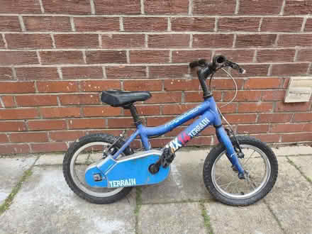 Photo of free Childs bike (Alva FK12) #1