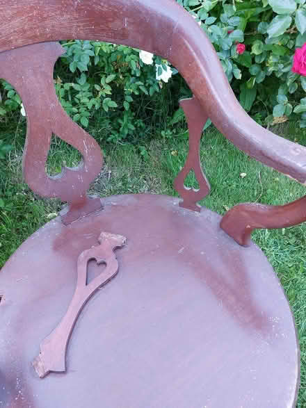 Photo of free Vintage wooden chair (YO24 Holgate) #3
