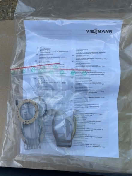 Photo of free Viessmann connection set heat pump (AL1) #4