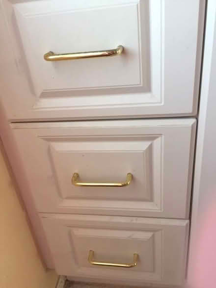 Photo of free Beautiful sink + counter and vanity (Ottawa East) #4