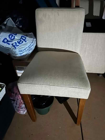 Photo of free 3 dinning chairs (Freeland OX29) #1