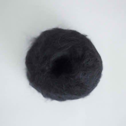 Photo of Black Sill Mohair Yarn (IP4) #1