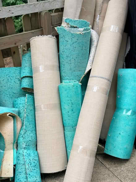 Photo of free Carpet and underlay (New Malden KT1) #1