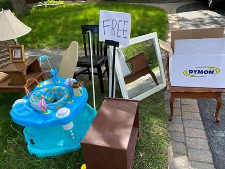 Photo of free items at curb (Grenon ave) (Pinecrest) #1