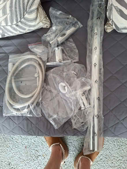 Photo of free Shower Riser Bar (Ramsgate CT12) #1