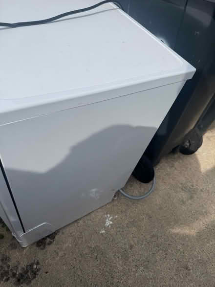 Photo of free Indesit dishwasher (Bishop Auckland DL14) #3