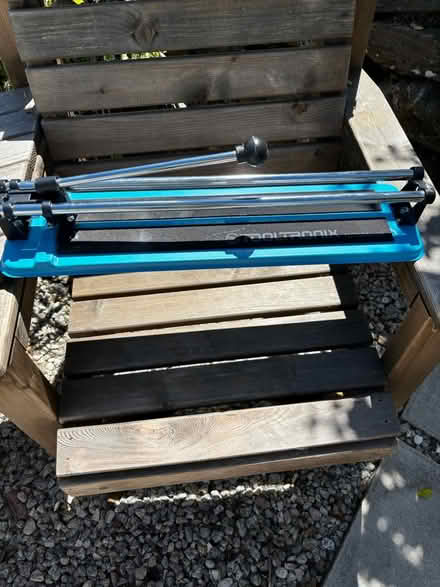 Photo of free A push tile cutter (St Day. Crofthandy) #1