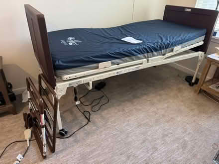 Photo of free Hospital Bed (Paoli, PA) #1