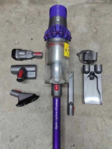 Photo of free Cordless Vacuum Cleaner (Westbrook WA5) #2