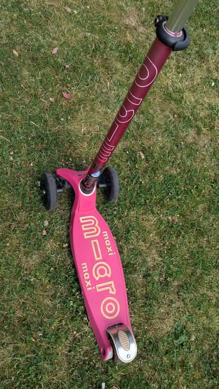 Photo of free Micro scooter - 3 wheel (Catford SE6) #3
