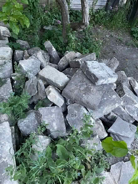 Photo of free Bath stone (BA2) #1