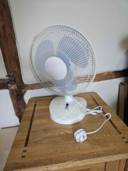 Photo of free Tabletop oscillating fan (Hest Bank.) #1