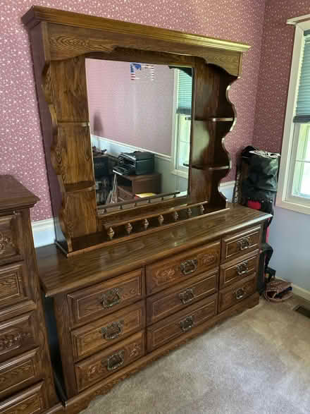 Photo of free Bedroom dresser set (South Laurel ( Montpelier)) #2