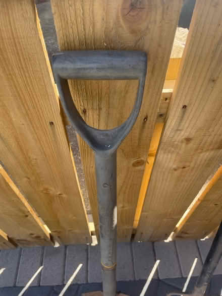 Photo of free Garden spade (Fawdon NE3) #3