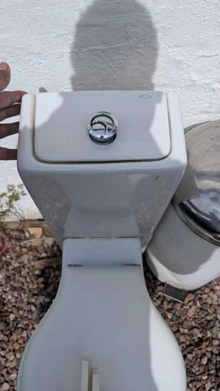 Photo of free Toilet (GL1) #1