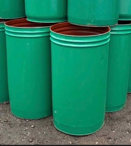 Photo of Steel drums (Mile Oak BN41) #1