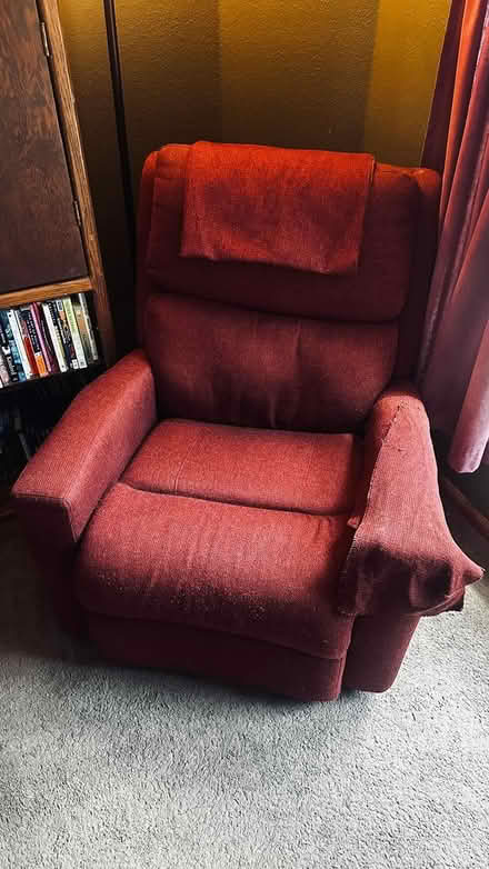 Photo of free Electric recliner (South west Fort Collins) #1