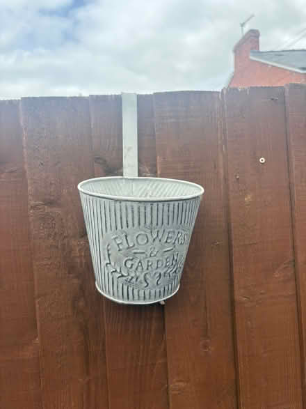 Photo of free Hanging plant pot - metal (Oswestry SY11) #1