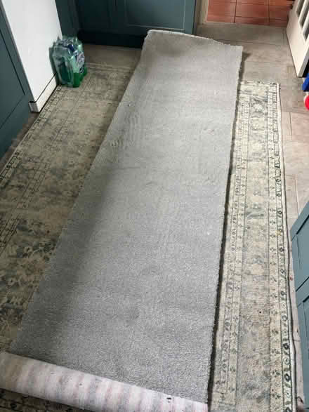Photo of free New carpet off cut (Redhill RH1) #1