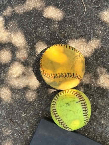 Photo of free T-ball stand and 2 softballs (Piedmont) #2