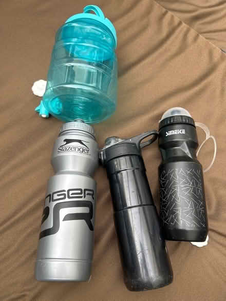 Photo of free Water bottles (Thornton Heath CR7) #1