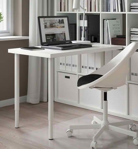 Photo of free ikea desk (Monkston MK10) #3