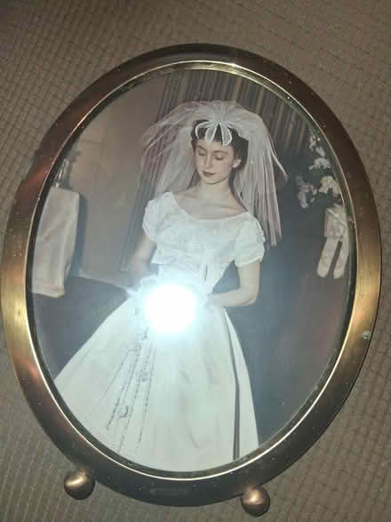 Photo of free Antique brass picture frame (07075 - Wood Ridge) #1