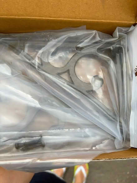 Photo of free NEW cast iron brackets (Harpenden AL5) #2