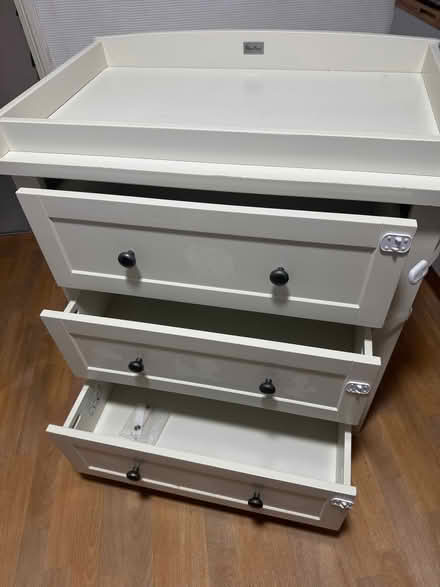 Photo of free Silver Cross Baby changing table and chest of drawers (Headington OX3) #1