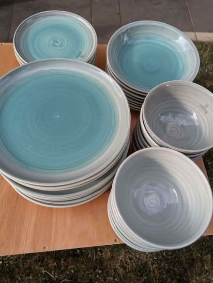 Photo of free Habitat stoneware dining set (Hammerfield HP1) #4
