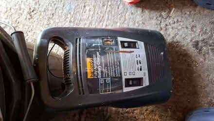 Photo of free Halfords Battery Charger (Forest Green GL6) #1
