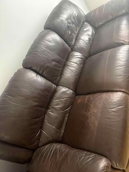 Photo of free 3 seater couch (Gwersylt) #2