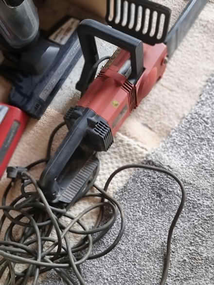 Photo of free Electric chain saw (mansfield, NG18) #1