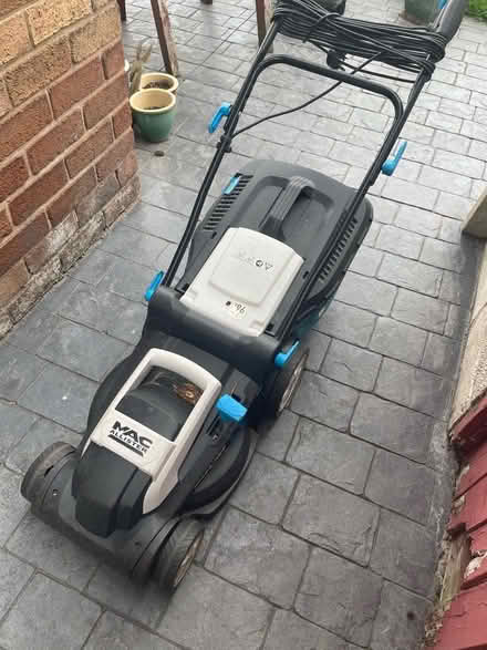 Photo of free Electric lawn mower (Penketh WA5) #1