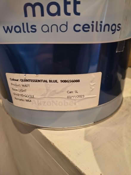 Photo of free emulsion paint (East Hill DA1) #2