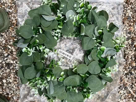 Photo of free Artificial door wreath (Fobbing SS17) #1