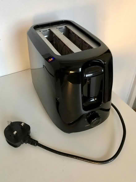 Photo of free 2-Slice Toaster PIFCO (Black) (SW4) #2