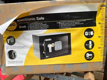 Photo of free Small safe (Fobbing SS17) #1
