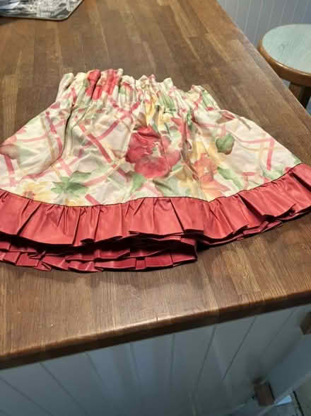 Photo of free two pairs vintage curtains (Weston Park BA1) #4