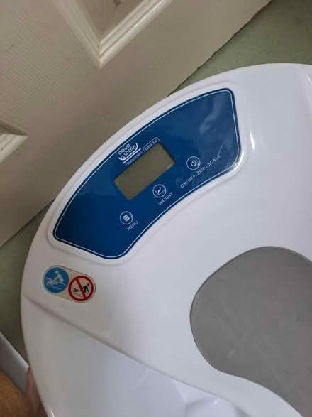 Photo of free Newborn Baby Bath (Isleworth TW7) #2