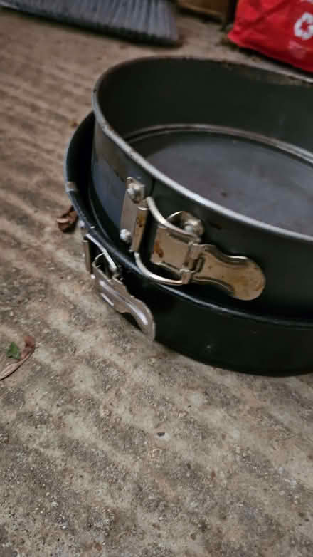 Photo of free Springform cake pan (Old Road OX3) #4