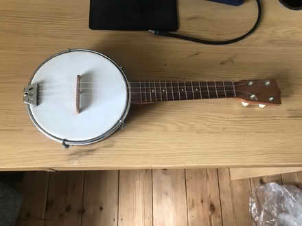 Photo of free Old ukulele/banjolele (Somerset .) #4
