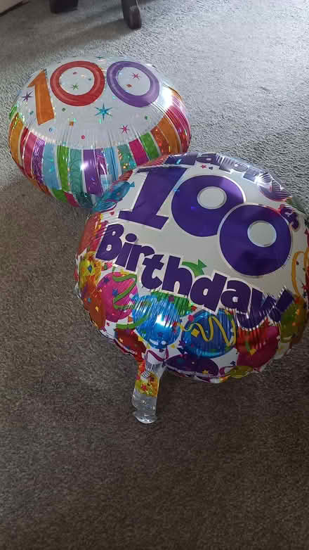 Photo of free 100th birthday foil balloons (Brentwood CM15) #1