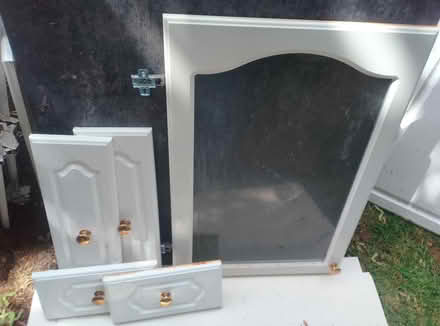 Photo of free White shiny kitchen doors (Farmoor OX2) #3