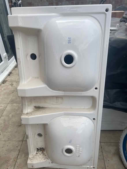 Photo of free Sink (TW19) #2